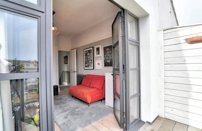 Stunning House in Leigh-on-sea - Photo 39