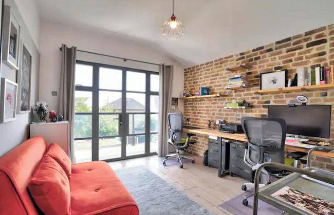 Stunning House in Leigh-on-sea - Photo 15