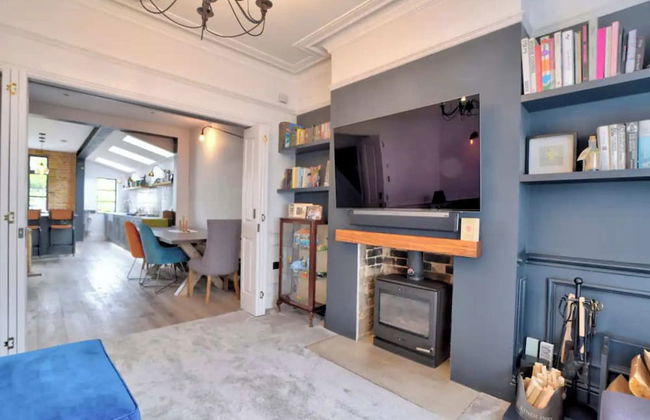 Stunning House in Leigh-on-sea - Photo 26