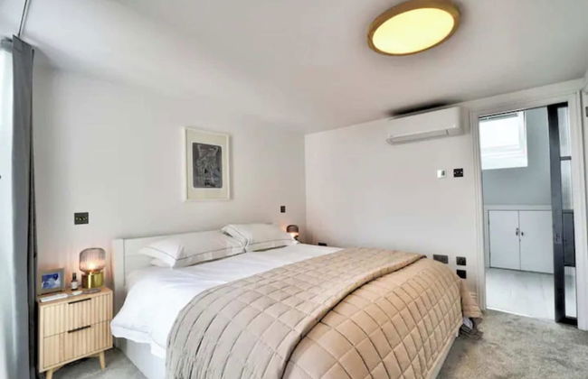 Stunning House in Leigh-on-sea - Photo 5