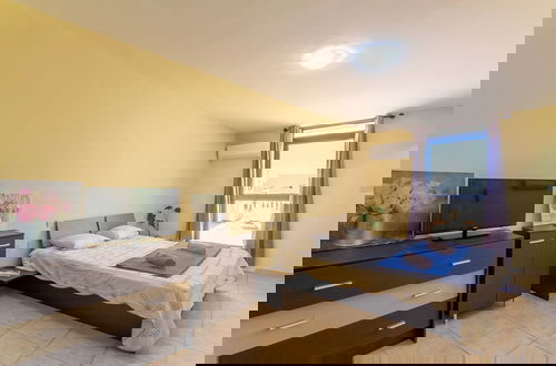Photo 11 - Penthouse Tower Court Zurrieq