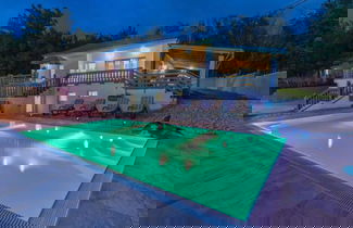 Foto 1 - Adorable Villa With Pool and Terrace