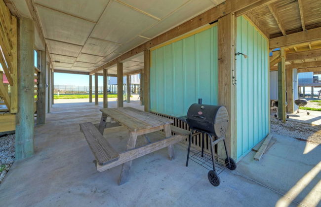 Balcony w/ Bay View Shared Pool + Boat Dock Fat Flounder by Avantstay - Foto 28