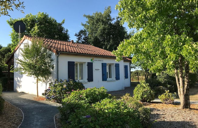 Peaceful Holiday Home With Pool at Les Forges - Photo 34