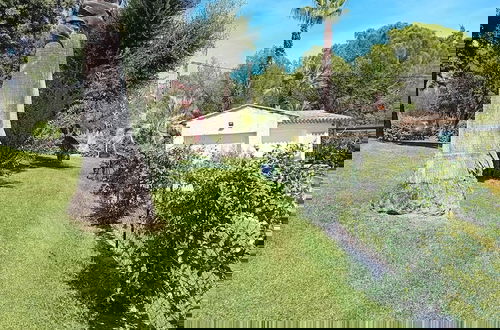 Photo 35 - Beautiful Holiday Home With Garden