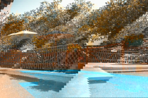 Foto 6 - Carevic Resort & Villas