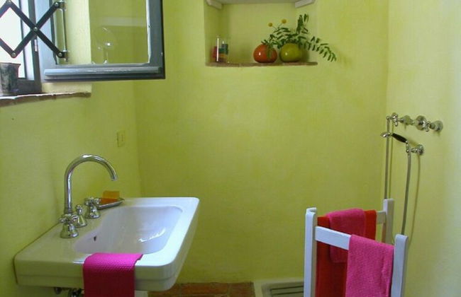 Villa With Pool in Sarteano - Photo 18