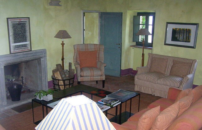 Villa With Pool in Sarteano - Photo 13