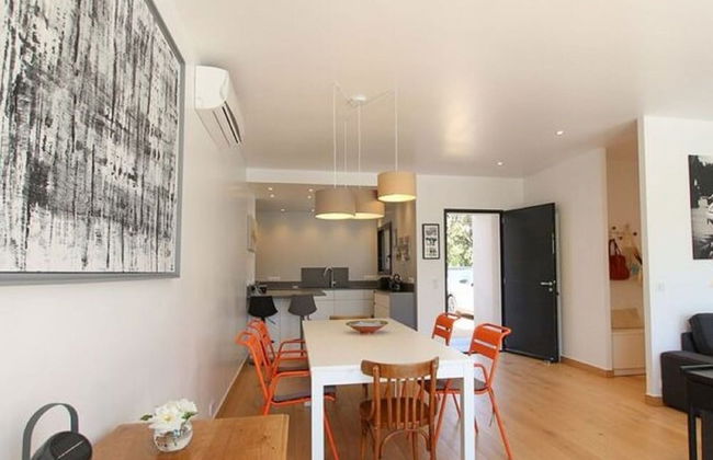 Inviting Holiday Home in Grimaud With Private Pool - Foto 16