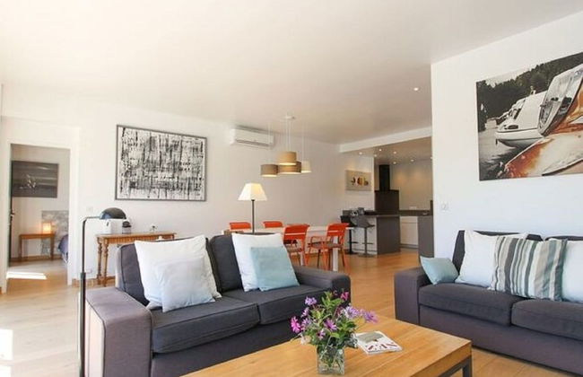 Inviting Holiday Home in Grimaud With Private Pool - Foto 12