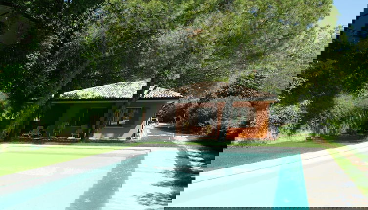 Foto 1 - Luxurious Bungalow in Garda With Swimming Pool
