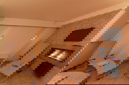 Foto 16 - Lavric Hideaway Apartment 2