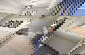 Photo 2 - Host Stay Sleepers No 8