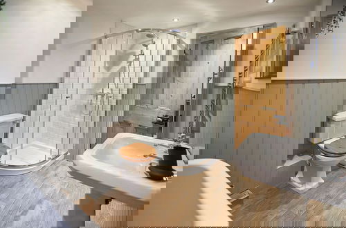 Photo 10 - Host Stay Sleepers No 8