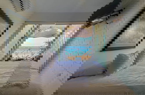 Photo 15 - Fascinating 2BR With Spectacular Ocean View