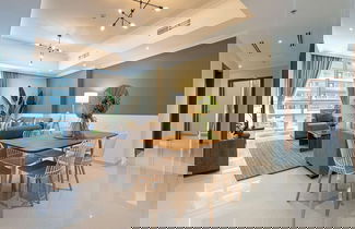 Foto 1 - Luxe 2BR by Dubai Mall Gym/pool by Belvilla