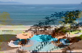 Foto 1 - Ocean Front Penthouse Pool Sleeps 8 People