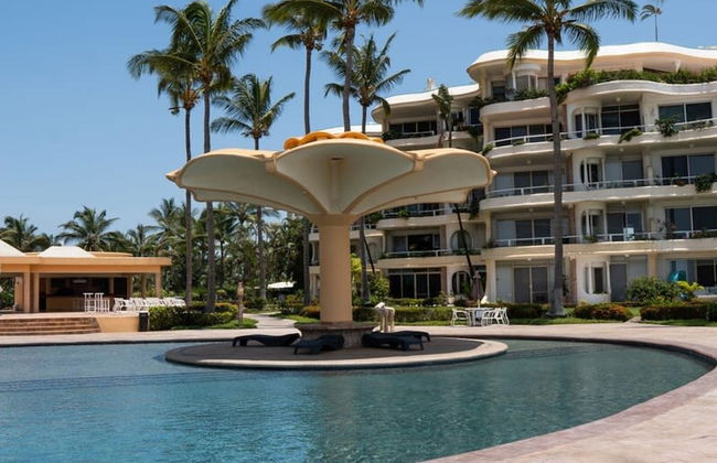 Ocean Front Penthouse Pool Sleeps 8 People - Foto 41