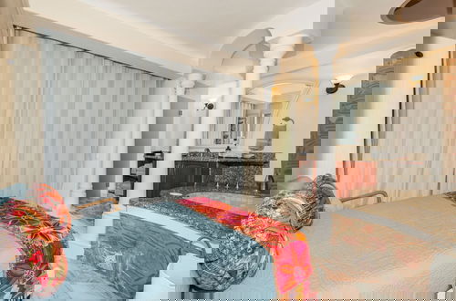 Foto 62 - Ocean Front Penthouse Pool Sleeps 8 People