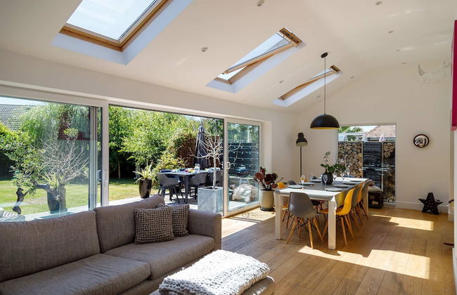 Gorgeous Home for 12 - Walk to Beach - Sea View - Foto 64