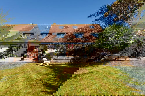 Foto 62 - Gorgeous Home for 12 - Walk to Beach - Sea View