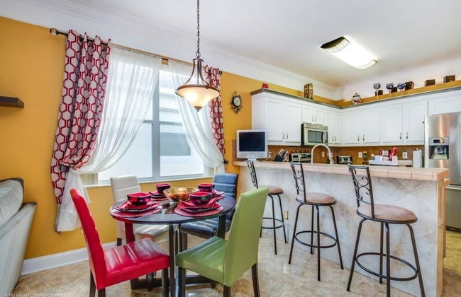 "southern Charm" 4 Bed & 2 Bath Private Pool Home 4 Bedroom Villa by RedAwning - Foto 16