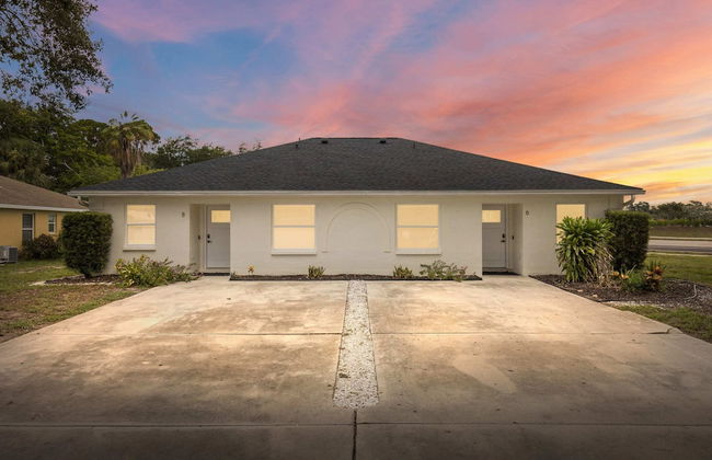 Relaxing 2BR Florida Home Close to Beach - Foto 1
