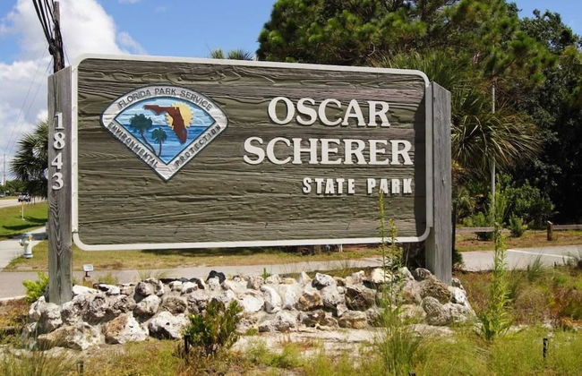 Relaxing 2BR Florida Home Close to Beach - Foto 25