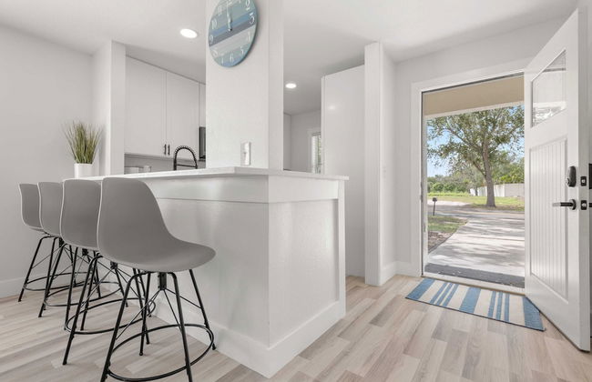 Relaxing 2BR Florida Home Close to Beach - Foto 16