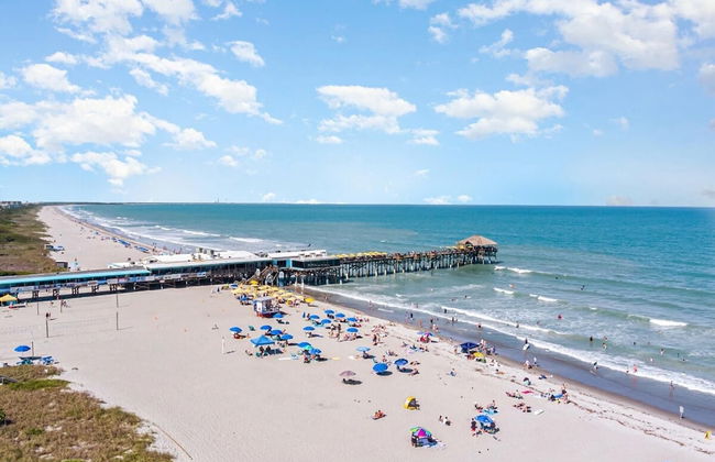 Pier Pressure Beachfront w Pool - Foto 6