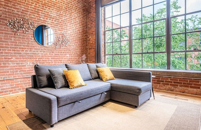 ASK FOR Discount-2br Historic Brick Getaway Wifi - Foto 15