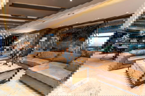 Photo 16 - Sapphire Seas - Designer Villa in Camps Bay
