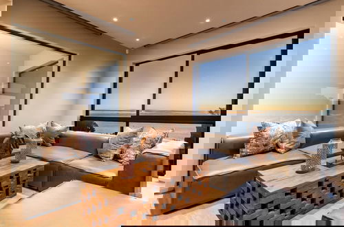 Photo 34 - Sapphire Seas - Designer Villa in Camps Bay