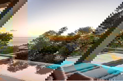Photo 4 - Sapphire Seas - Designer Villa in Camps Bay