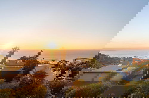 Photo 9 - Sapphire Seas - Designer Villa in Camps Bay