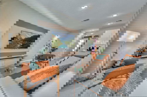Foto 3 - Super Spacious With Private Pool and Themed Bedrooms