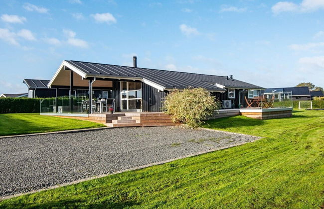 8 Person Holiday Home in Juelsminde - Foto 26