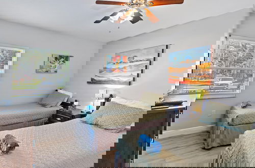 Foto 3 - Beneva Brooke Beauty 2 Bedroom Condo by RedAwning