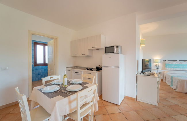 Relaxing Residence Baia dei Mirti B4 1 Bedroom Apartment Sleeps 4 -bilo 4 - Foto 9