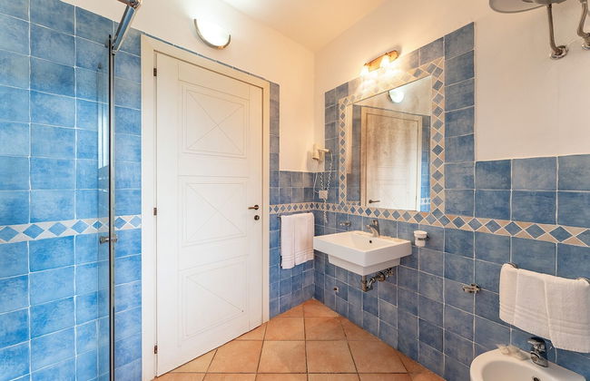 Relaxing Residence Baia dei Mirti B4 1 Bedroom Apartment Sleeps 4 -bilo 4 - Foto 17