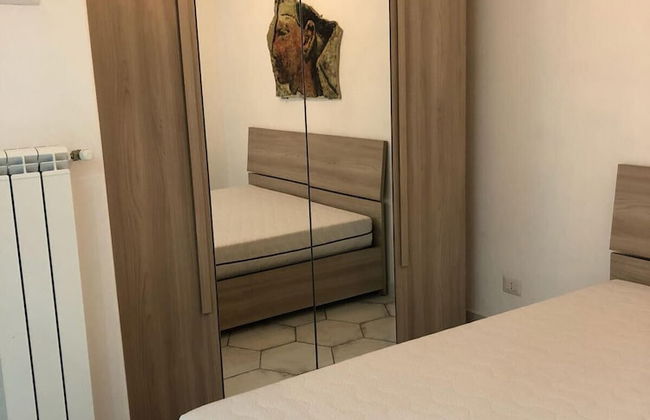 Room With Bathroom and Kitchen, With Independent Entrance - Foto 4