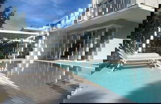 Photo 1 - Stunning Villa With Pool and Lagoon View