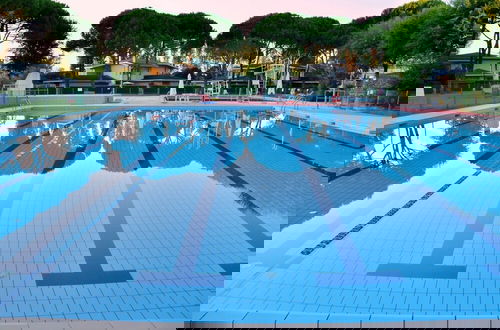 Foto 1 - Studio in a Complex With 3 Swimming Pools