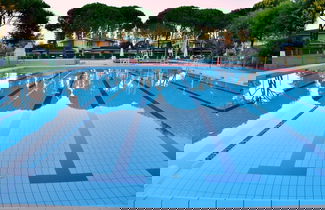Foto 1 - Studio in a Complex With 3 Swimming Pools