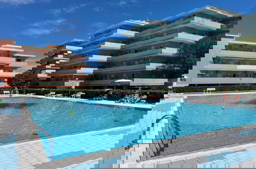 Foto 11 - Relax and Enjoy in a Pool Paradise