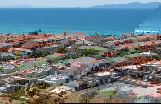 Foto 1 - Iro Residential Complex