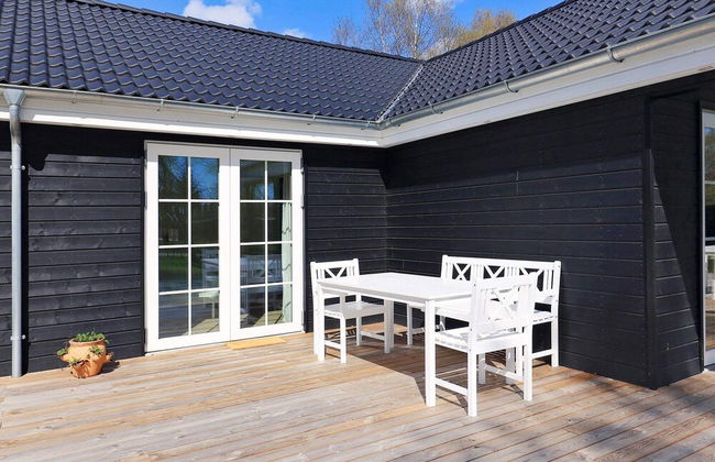 10 Person Holiday Home in Hals - Foto 16