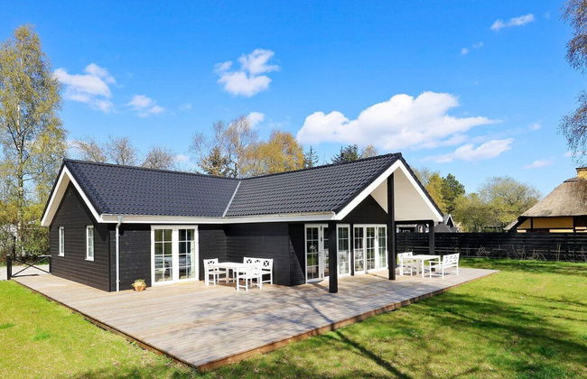 10 Person Holiday Home in Hals - Foto 21