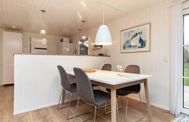 4 Person Holiday Home in Hals - Photo 13