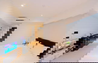 Foto 3 - Cozy Stay Studio Apartment For 4 Fax Carstensz Residence
